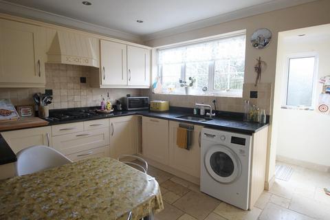 5 bedroom detached house for sale, Sellwood Road, Netley Abbey, Southampton