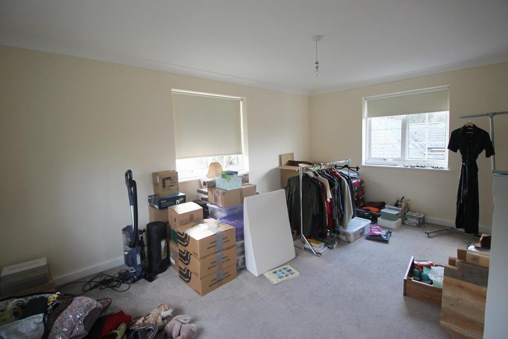 Bed 1 New.JPG