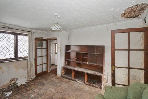 2 bedroom terraced house for sale, 14 North Avenue, Bedworth, Warwickshire, CV12 9EQ
