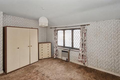 2 bedroom terraced house for sale, 14 North Avenue, Bedworth, Warwickshire, CV12 9EQ