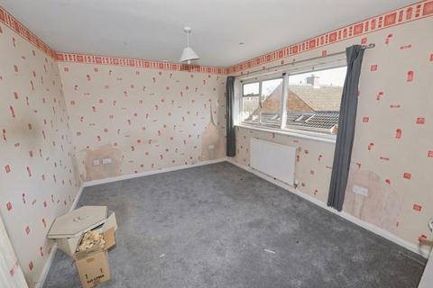 3 bedroom semi-detached house for sale, 27 Cherry Orchard, Stratford-upon-Avon, Warwickshire, CV37 9AP