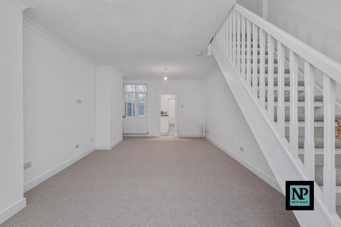 2 bedroom terraced house to rent, Tamworth Road, Kingsbury, B78