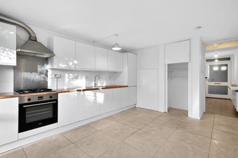 undefined, Crosby Walk, London, E8