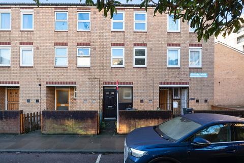 undefined, Crosby Walk, London, E8