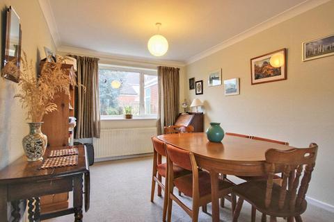 undefined, Stephensons Walk, Cottingham