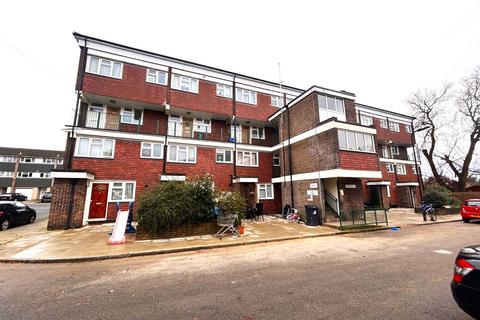 1 bedroom flat to rent, Hindhead Gardens, Northolt UB5
