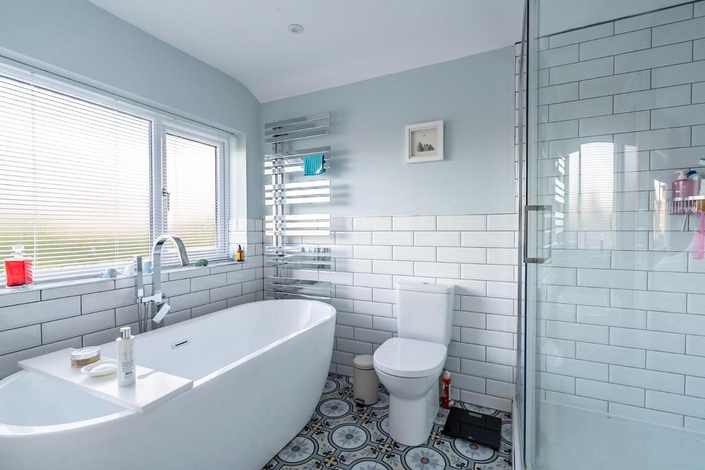 Ensuite Bathroom