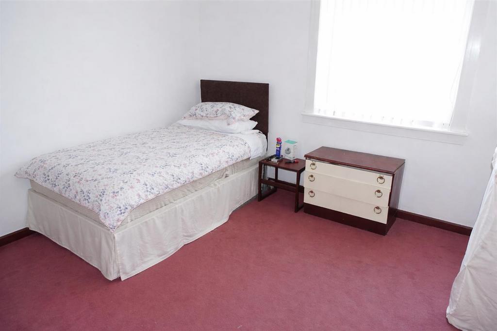 BEDROOM 2.jpg.png