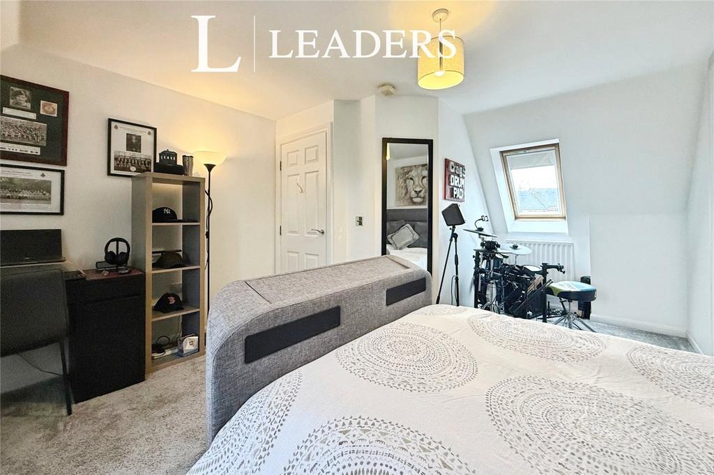 Bedroom 2 Top Floor