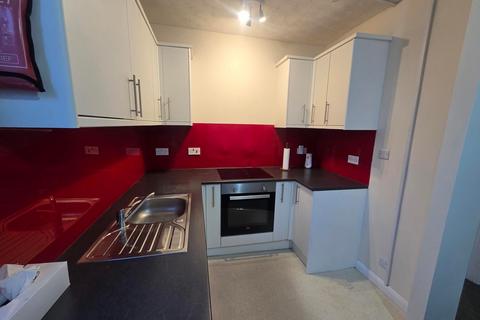 2 bedroom flat to rent, Brunswick Terrace, Torquay TQ1