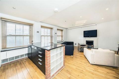 3 bedroom flat to rent, Ennismore Gardens, London SW7