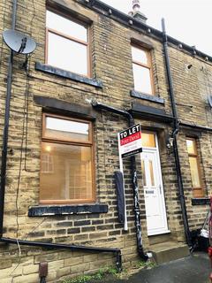2 bedroom terraced house to rent, South Street, Brighouse