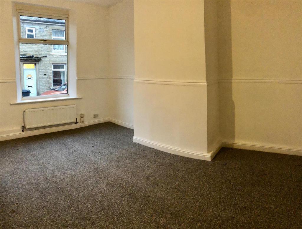 Living room 2.jpg