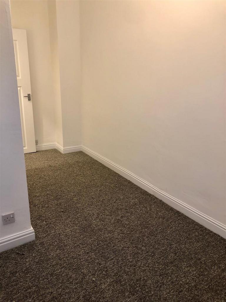 Bedroom 3.jpg