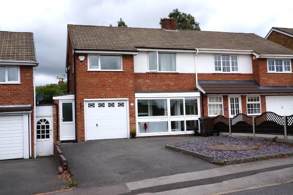Arden Vale Road, Knowle 3 bed semidetached house £315,000