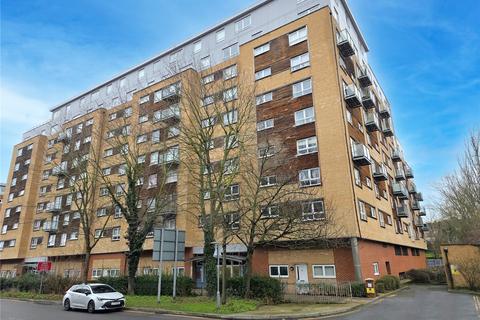 2 bedroom apartment to rent - Cherrydown East, Basildon, Essex, SS16