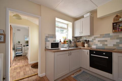 2 bedroom terraced house for sale, Oakfield Road, Hastings