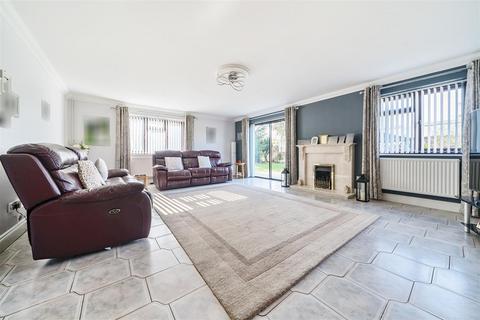 undefined, Spinney Road, Chawston