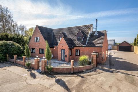 undefined, Spinney Road, Chawston