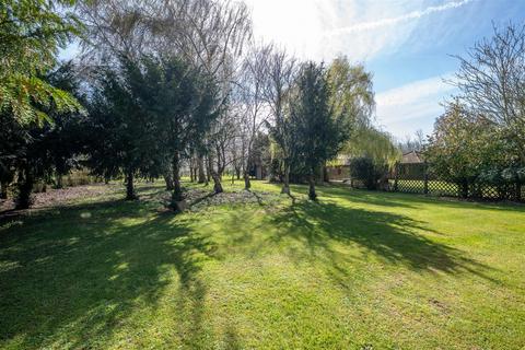 undefined, Spinney Road, Chawston