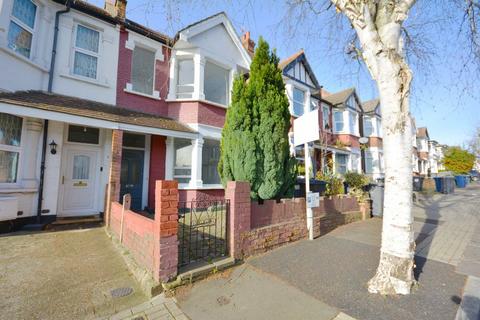 4 bedroom house to rent, Audley Road, London NW4