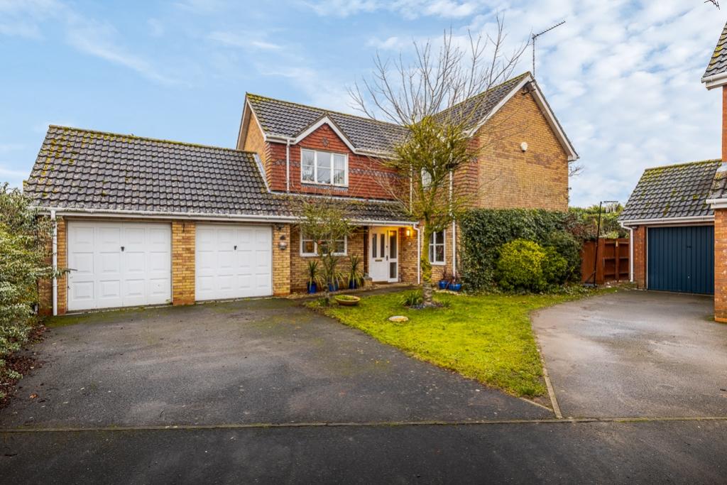 17 Saint James Way (Moulton Chapel)-6