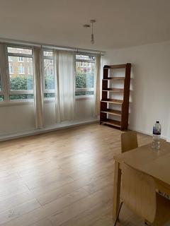 3 bedroom maisonette to rent, Voltaire, Sceaux Gardens, London, SE5
