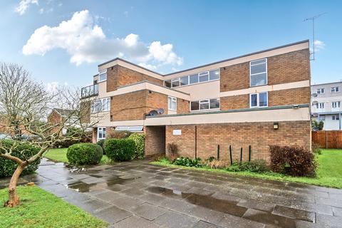 1 bedroom flat for sale, Peregrine Road, Sunbury-On-Thames, TW16