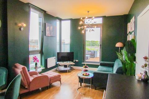 2 bedroom penthouse for sale, Fox Lane North, Chertsey KT16