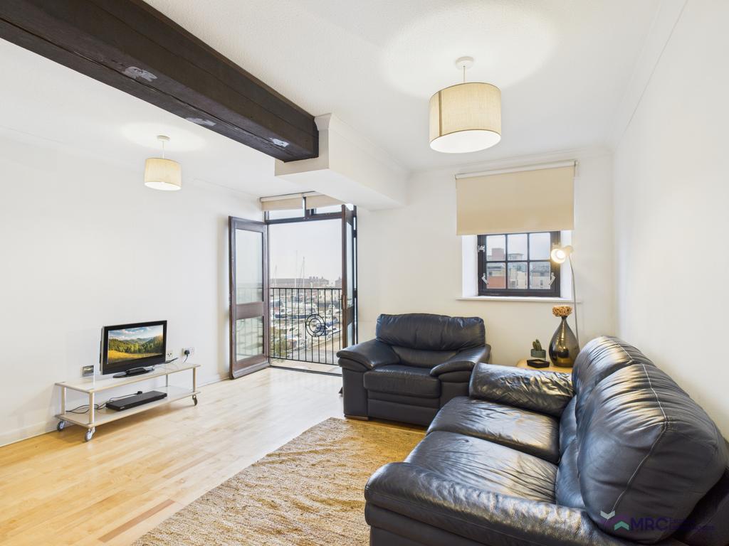 Stylish One Bedroom Marina Apartment for Sale