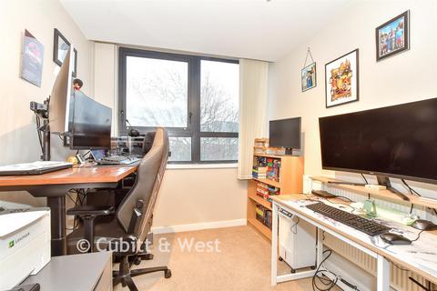 2 bedroom flat for sale, Kingston House, Portsmouth PO2