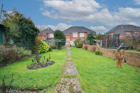 3 bedroom semi-detached house for sale, ITCHEN! NO CHAIN! POTENTIAL TO IMPROVE! BEAUTIFUL GARDEN!