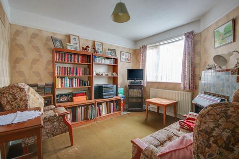 3 bedroom semi-detached house for sale, ITCHEN! NO CHAIN! POTENTIAL TO IMPROVE! BEAUTIFUL GARDEN!