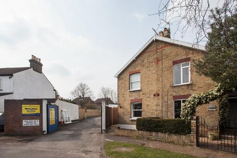 Office to rent, 37-39 Upper Halliford Rd Shepperton TW17 8RX