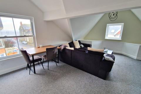 2 bedroom flat for sale, ESPLANADE AVENUE, PORTHCAWL, CF36 3YS