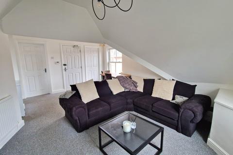 2 bedroom flat for sale, ESPLANADE AVENUE, PORTHCAWL, CF36 3YS