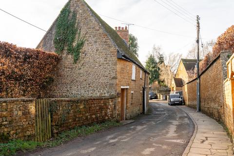 undefined, Chapel Street, Bloxham, OX15