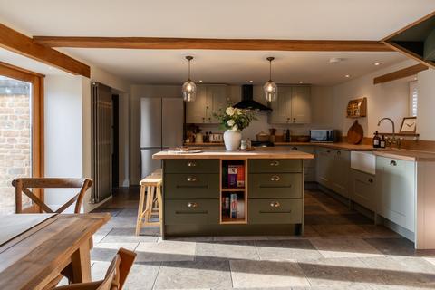 undefined, Chapel Street, Bloxham, OX15