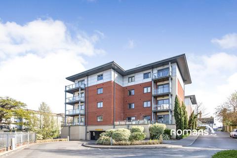 2 bedroom flat to rent, Farnborough Road, Farnborough, Hampshire, GU14