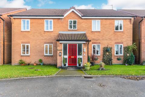 Riverside Close, Warrington, WA1