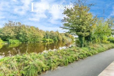 2 bedroom flat to rent, Riverside Close, Warrington, WA1