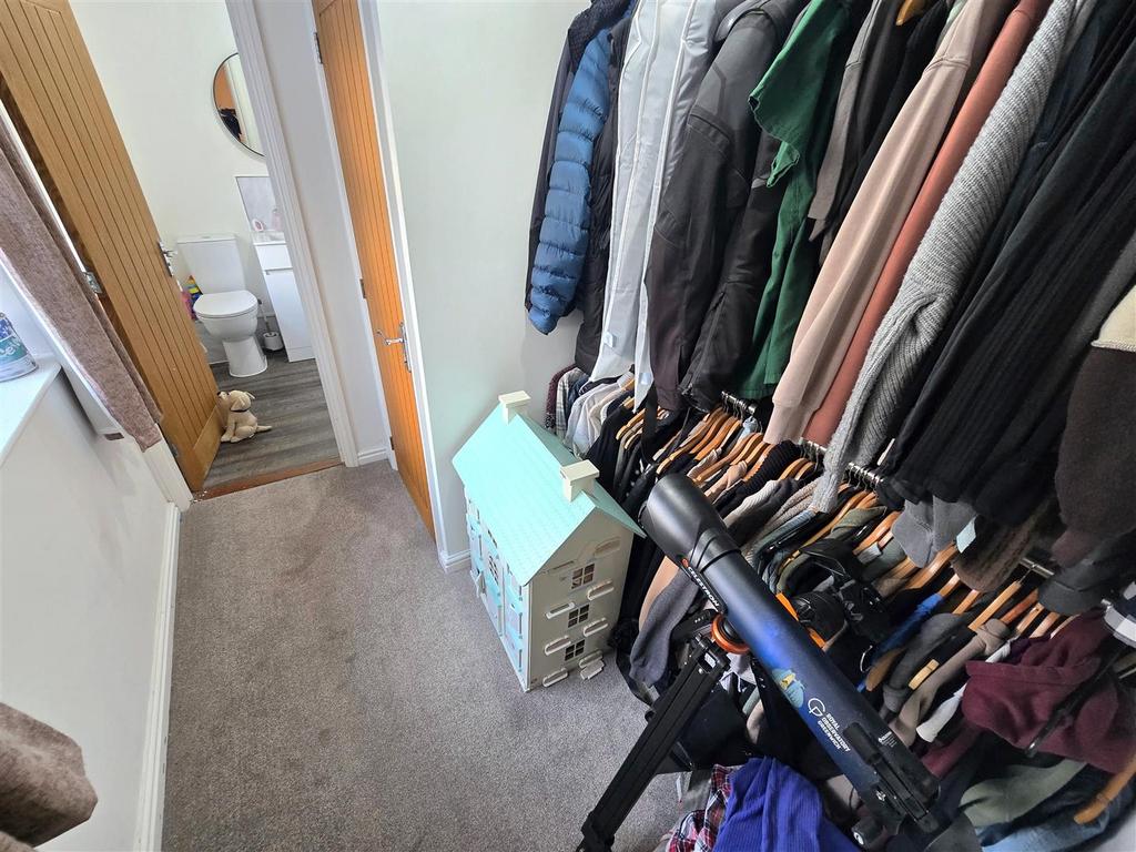 Dressing Room/Study/Bedroom 3