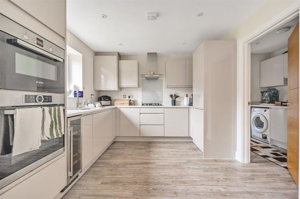 Kitchen / Diner