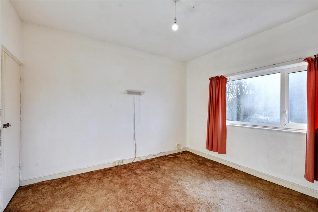 Bedroom 2 1.jpeg