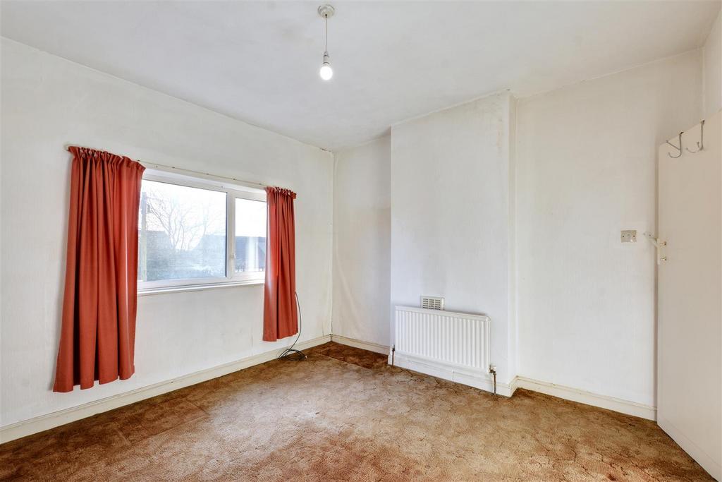 Bedroom 2 2.jpeg