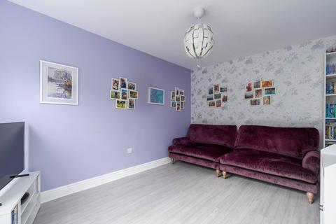 3 bedroom semi-detached villa for sale, 14 Old Dalmore Gardens, Auchendinny, EH26 0RR