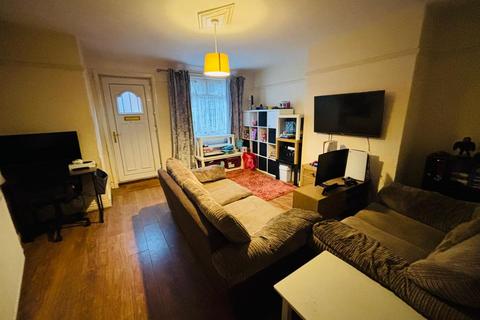 2 bedroom end of terrace house for sale, Arley Terrace, Armley, Leeds