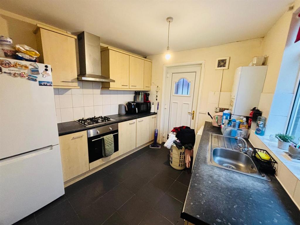 Fitted Kitchen: