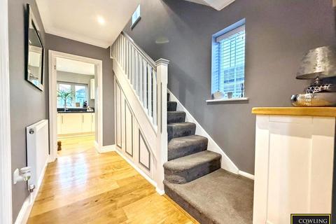 3 bedroom semi-detached house for sale, Tye Common Road, Billericay