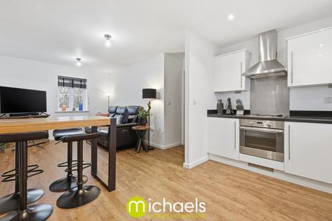 2 bedroom apartment for sale, Duoro Mews, Colchester, CO2